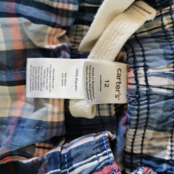 3/$10 Carter's baby boy shorts 12 M - Picture 4 of 4